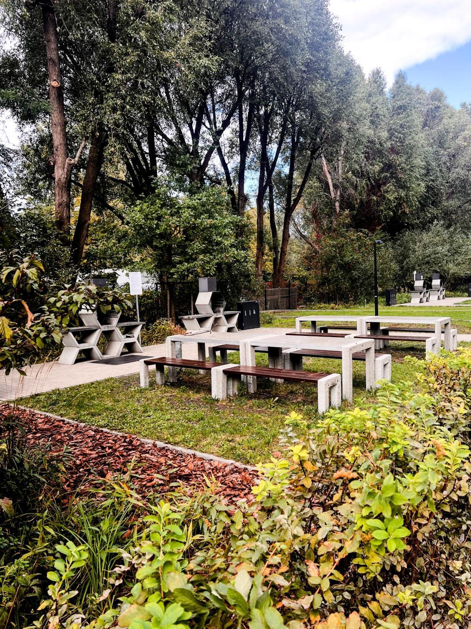 Appartamento Lake Park Apartament With Free Parking Airport Netflix Varsavia Esterno foto