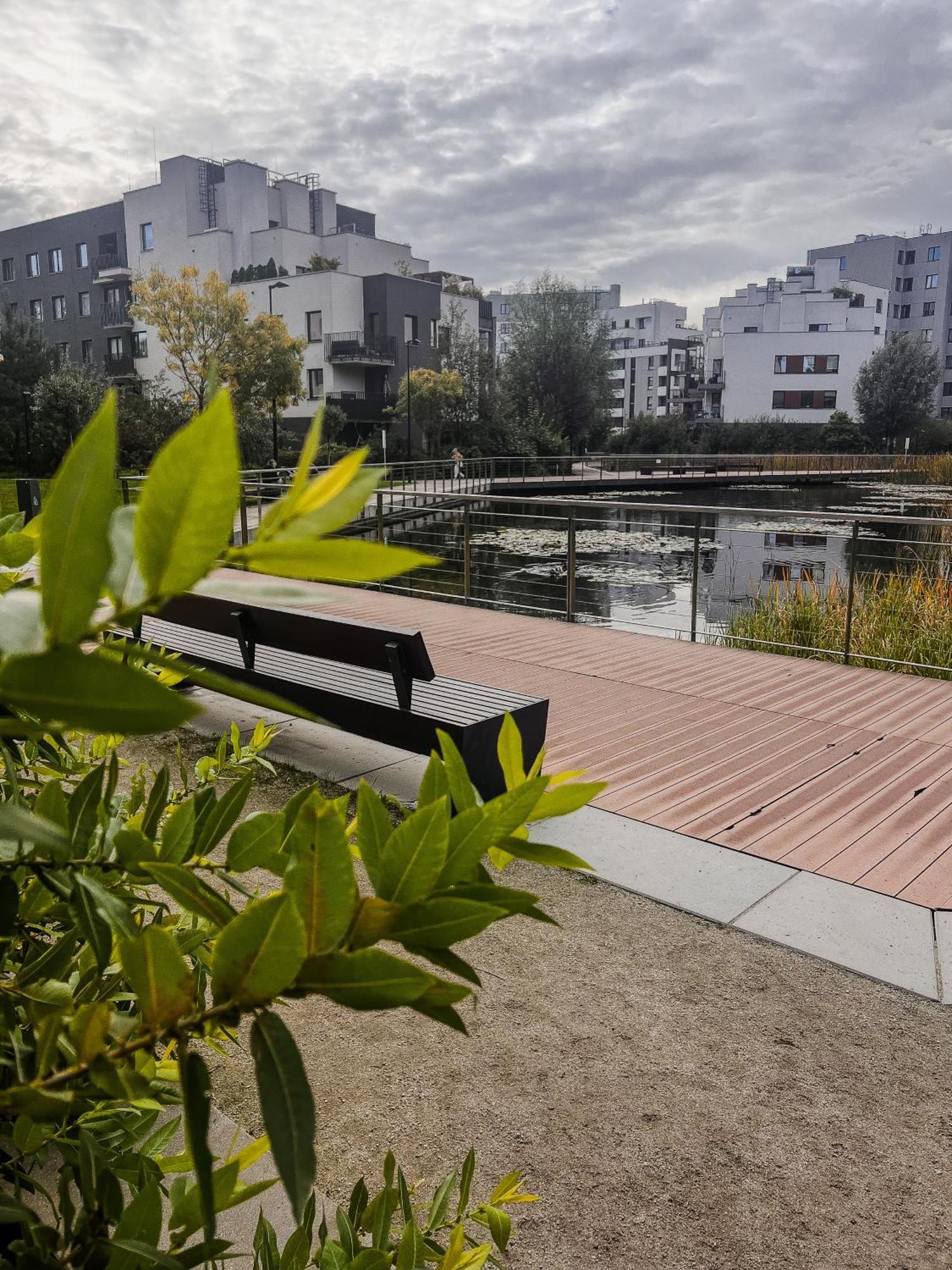 Appartamento Lake Park Apartament With Free Parking Airport Netflix Varsavia Esterno foto